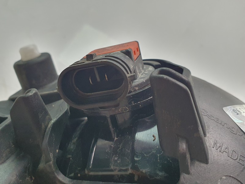 Recambio de faro antiniebla izquierdo para ssangyong xlv suv e-xgi 160 referencia OEM IAM 8320135500  