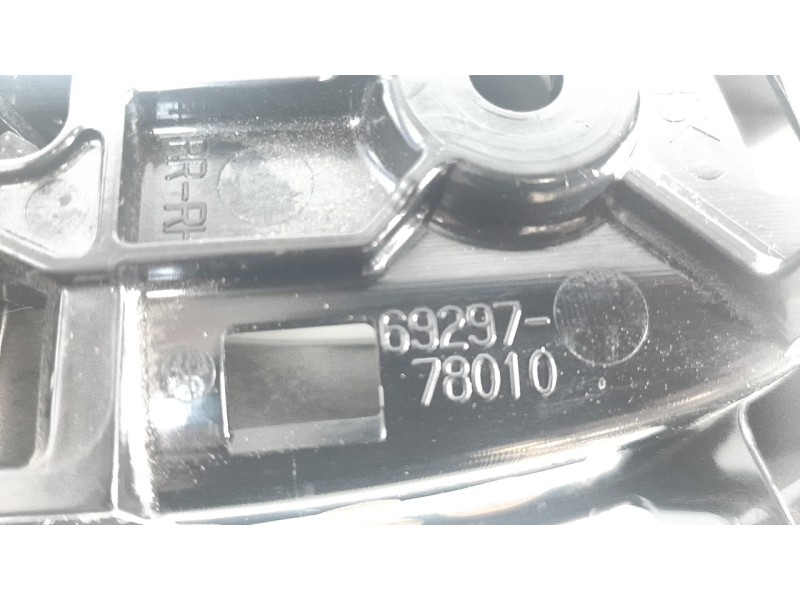 Recambio de maneta interior trasera derecha para lexus nx 2.5 16v cat (híbrido) referencia OEM IAM 6929778010  