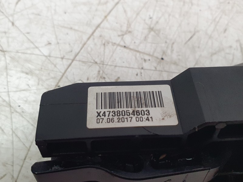 Recambio de soporte maneta exterior trasera derecha para bmw serie 4 gran coupe (f36) 420d referencia OEM IAM X4738054603  