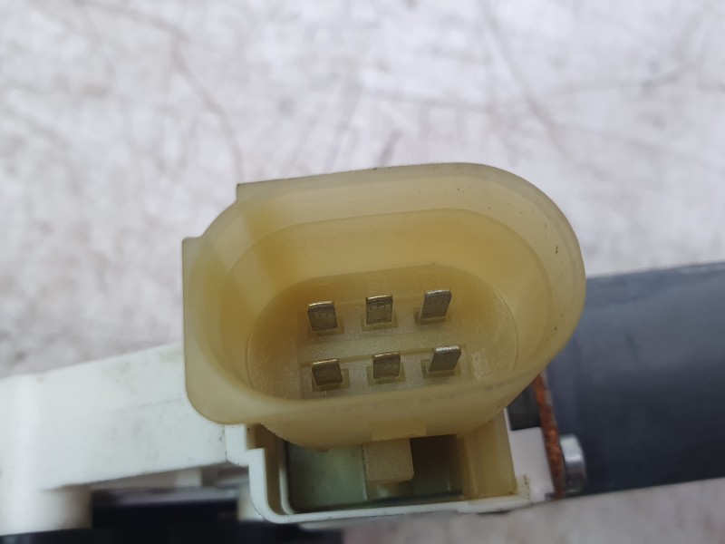 Recambio de elevalunas trasero derecho para bmw serie 4 gran coupe (f36) 420d referencia OEM IAM 51357365258 732632609 