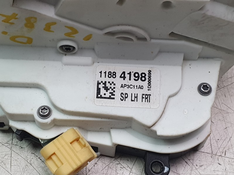 Recambio de cerradura puerta delantera izquierda para mg zs 1.5 hybrid+ referencia OEM IAM 11095994  
