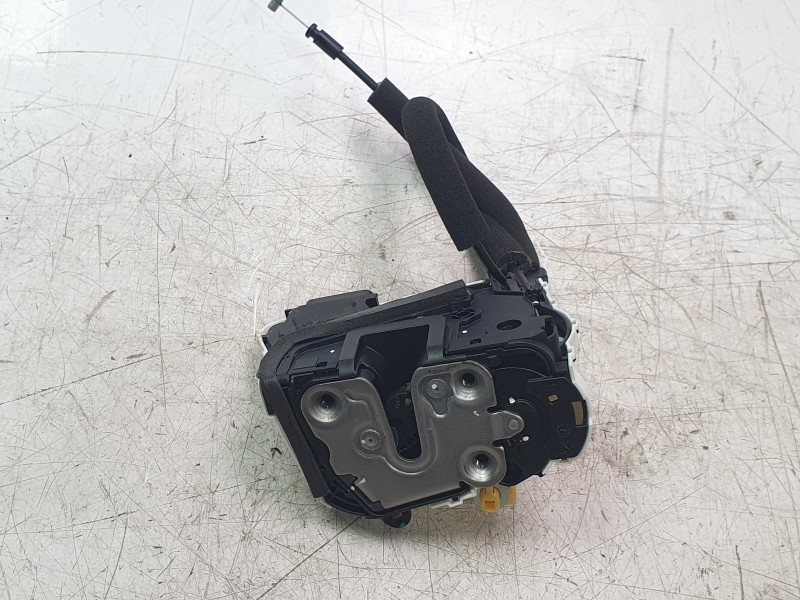 Recambio de cerradura puerta delantera izquierda para mg zs 1.5 hybrid+ referencia OEM IAM 11095994  