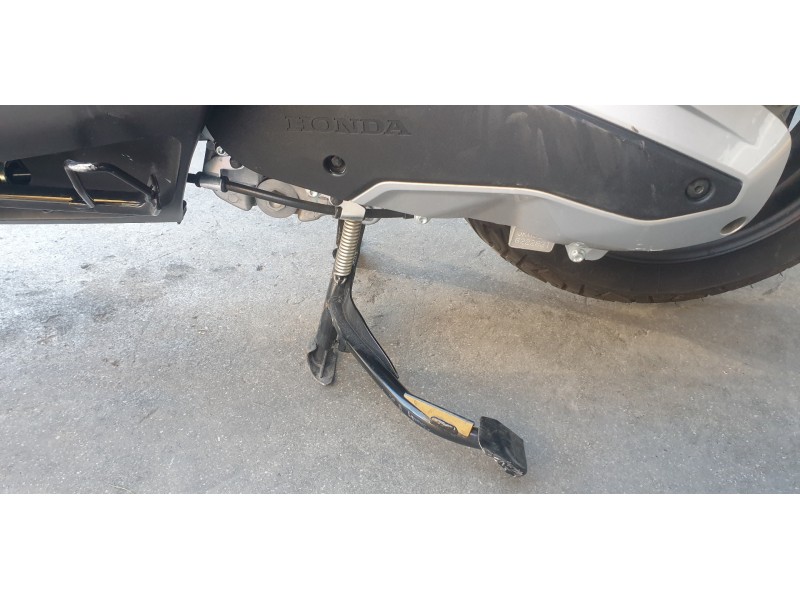 Recambio de caballete central para honda pcx 125 pcx 125 referencia OEM IAM 50500K1ZJ10  