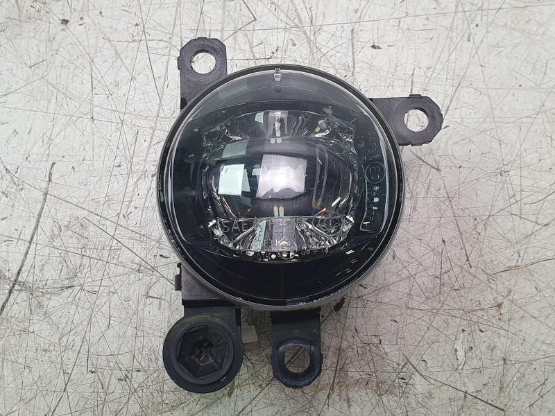 Recambio de faro antiniebla derecho para opel corsa f (p2jo) 1.2 (68) referencia OEM IAM 13497330  