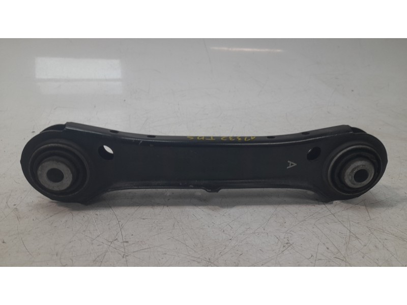 Recambio de brazo suspension trasero derecho para bmw x1 (e84) sdrive 18 d referencia OEM IAM 33326782237 33326782238 IR2181/BR2
