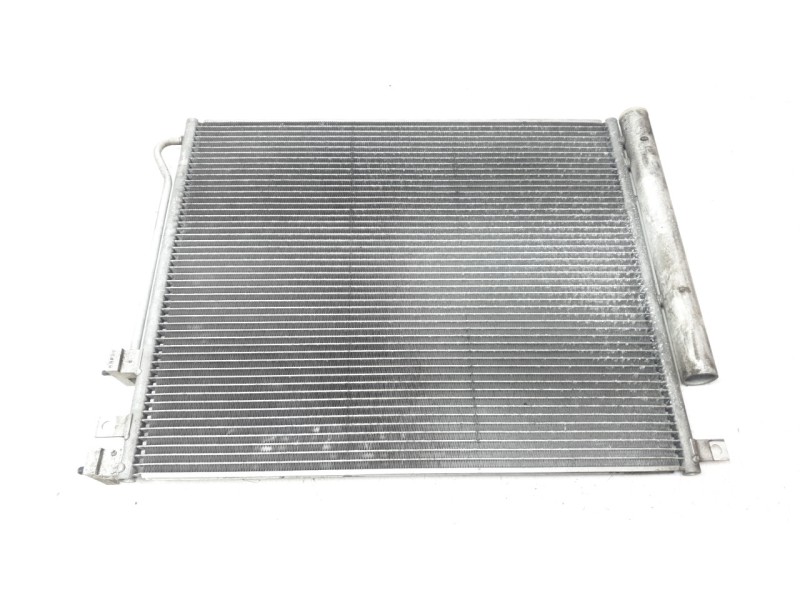 Recambio de condensador / radiador aire acondicionado para ssangyong xlv suv e-xgi 160 referencia OEM IAM 6840035000  350730