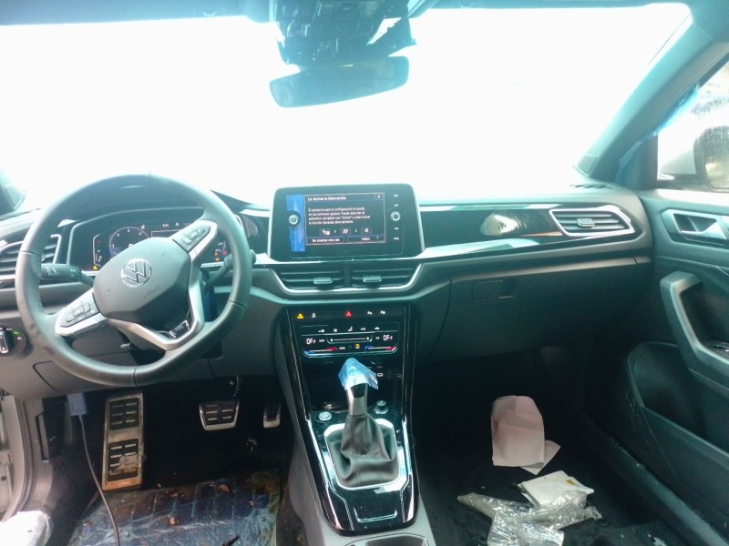 volkswagen t-roc (a11, d11) del año 2024