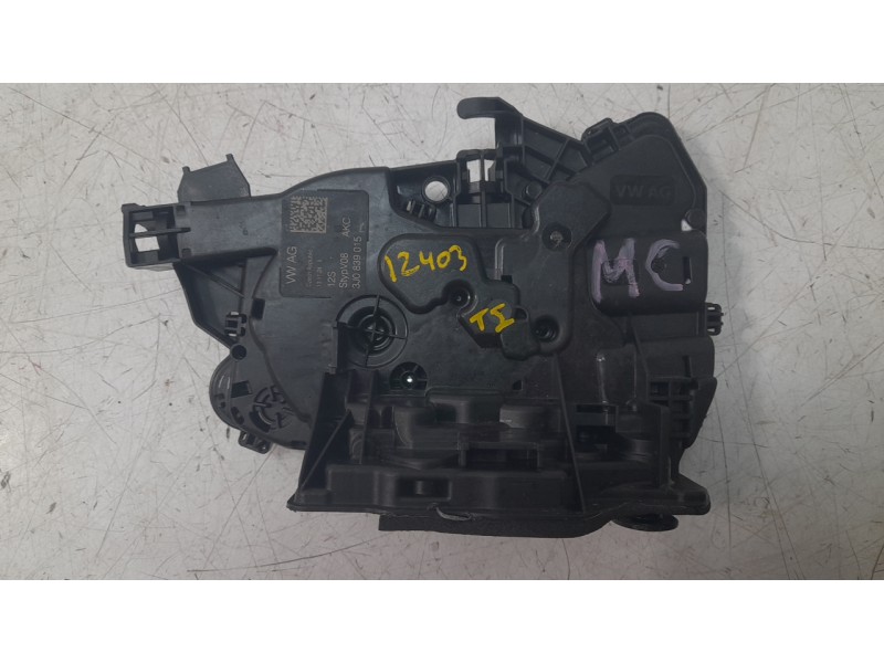 Recambio de cerradura puerta trasera izquierda para volkswagen t-roc (a11, d11) 1.0 tsi referencia OEM IAM 3J0839015  