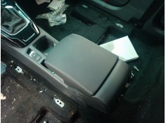 Recambio de apoyabrazos central para volkswagen t-roc (a11, d11) 2.0 tdi referencia OEM IAM   