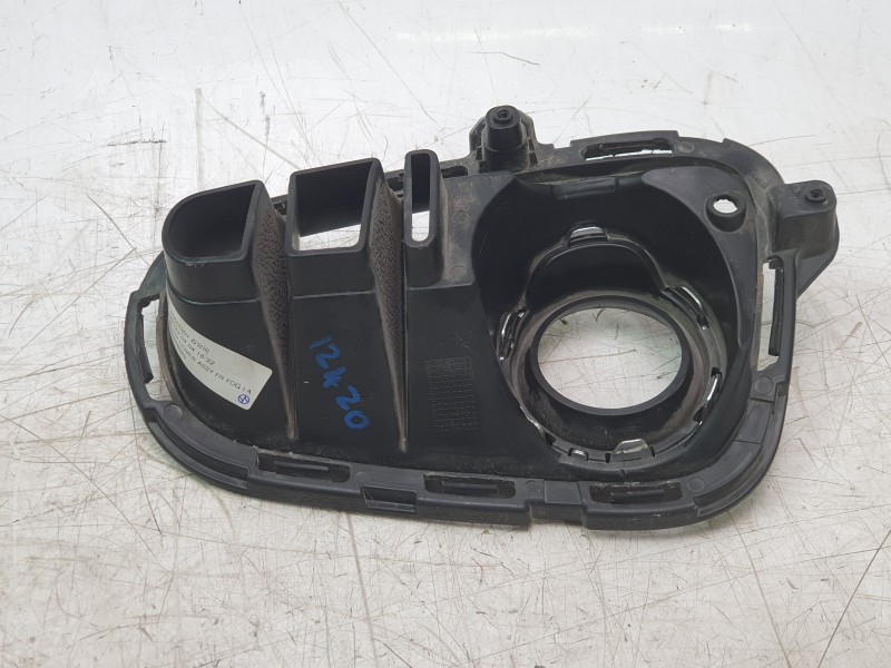 Recambio de rejilla paragolpes izquierda para kia rio iv (yb, sc, fb) 1.25 referencia OEM IAM 86523H8010  