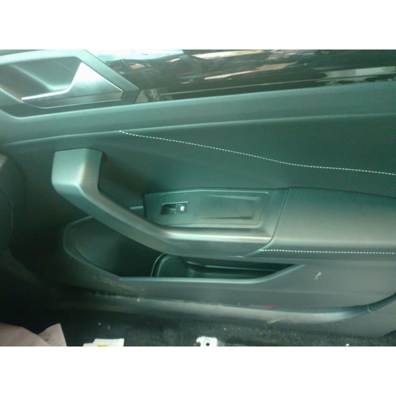 Recambio de mando elevalunas delantero derecho para volkswagen t-roc (a11, d11) 2.0 tdi referencia OEM IAM   