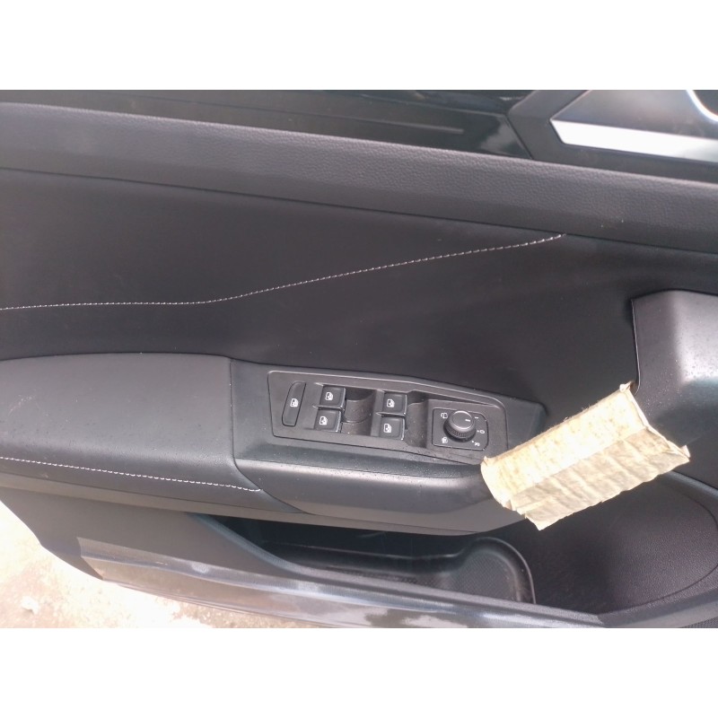 Recambio de mando elevalunas delantero izquierdo para volkswagen t-roc (a11, d11) 2.0 tdi referencia OEM IAM   