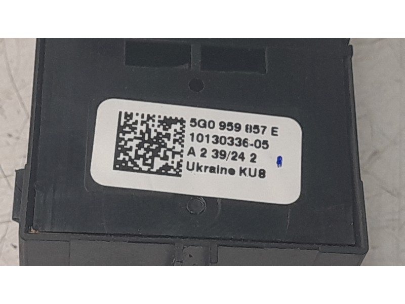 Recambio de mando elevalunas delantero izquierdo para volkswagen t-roc (a11, d11) 1.0 tsi referencia OEM IAM 5G0959857D  