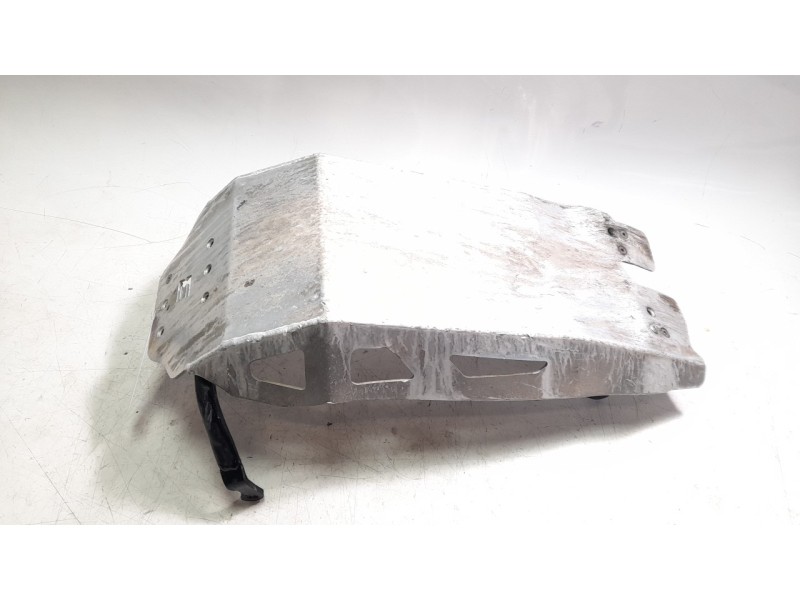 Recambio de cubrecarter para ktm super adventure 1290 super adventure referencia OEM IAM KT1311200  
