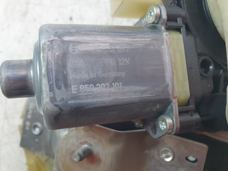 Recambio de elevalunas delantero izquierdo para seat leon (5f1) 1.5 tsi referencia OEM IAM 5F4837461D 5F4837461D 