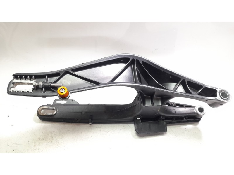 Recambio de basculante para zontes motorcycles zt125 zt 125-u referencia OEM IAM 4021200037000  