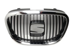 Recambio de rejilla delantera para seat leon (1p1) referencia OEM IAM 5P08536519B9 107212105 107212105/ST3202001