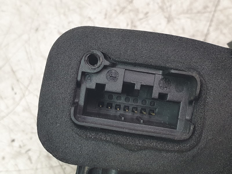 Recambio de cerradura puerta trasera izquierda para seat leon (5f1) 1.5 tsi referencia OEM IAM 5K4839015R  