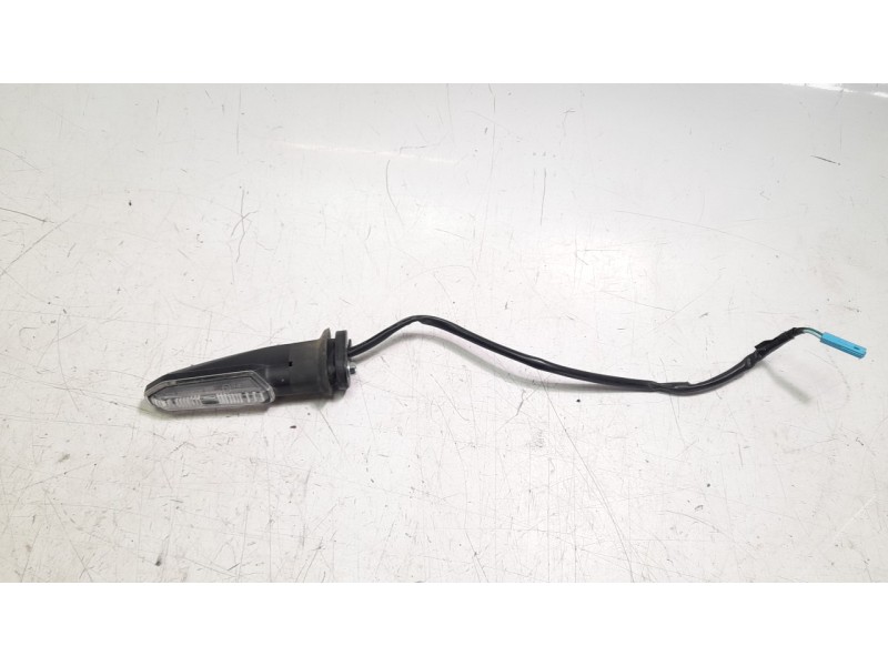 Recambio de piloto trasero derecho para honda cb 750 hornet referencia OEM IAM 33600MLFE01  