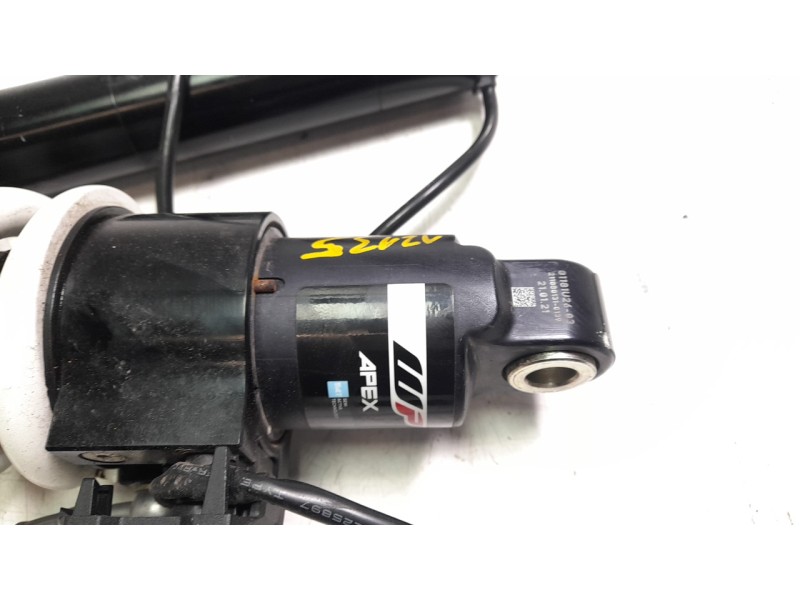 Recambio de amortiguador trasero para ktm super adventure 1290 super adventure s referencia OEM IAM 01181U2601  