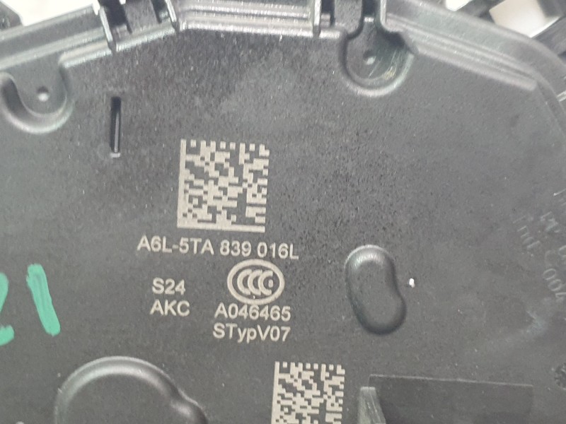 Recambio de cerradura puerta trasera derecha para volkswagen t-roc (a11, d11) 1.0 tsi referencia OEM IAM 5TA839016Q  