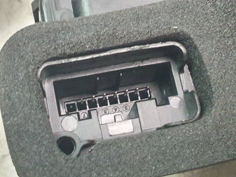 Recambio de cerradura puerta trasera derecha para volkswagen t-roc (a11, d11) 1.0 tsi referencia OEM IAM 5TA839016Q  