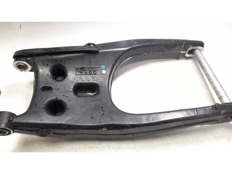 Recambio de basculante para bmw f 900 r referencia OEM IAM 33359443812 33357924406 
