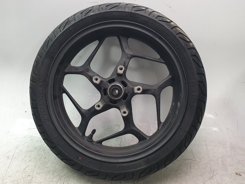 Recambio de llanta delantera para honda pcx 125 referencia OEM IAM 44650K1YJ50ZA  
