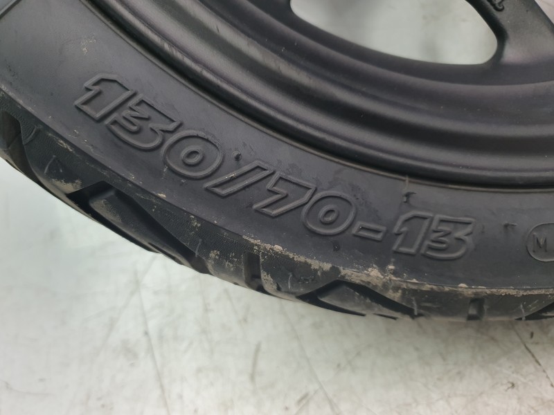 Recambio de llanta trasera para honda pcx 125 referencia OEM IAM 42650K1YD10ZA  