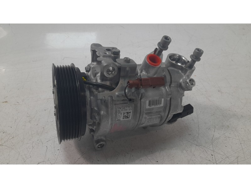 Recambio de compresor aire acondicionado para volkswagen t-roc (a11, d11) 1.0 tsi referencia OEM IAM 3Q0816803D  CAF260137VW/320