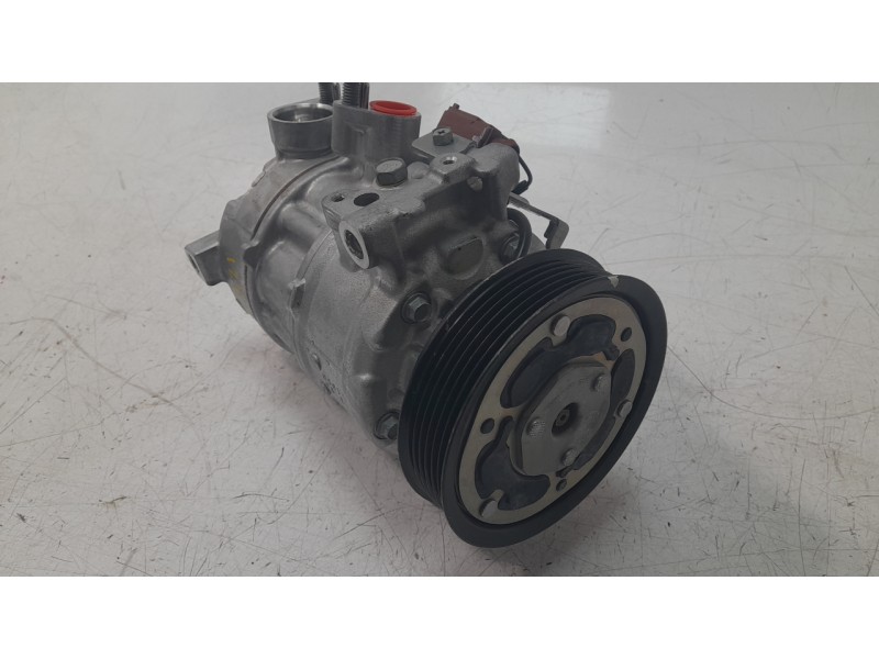 Recambio de compresor aire acondicionado para volkswagen t-roc (a11, d11) 1.0 tsi referencia OEM IAM 3Q0816803D  CAF260137VW/320