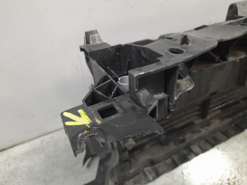 Recambio de panel frontal para renault talisman (lp_) 1.7 blue dci 120 (lpa7) referencia OEM IAM 625007144R  