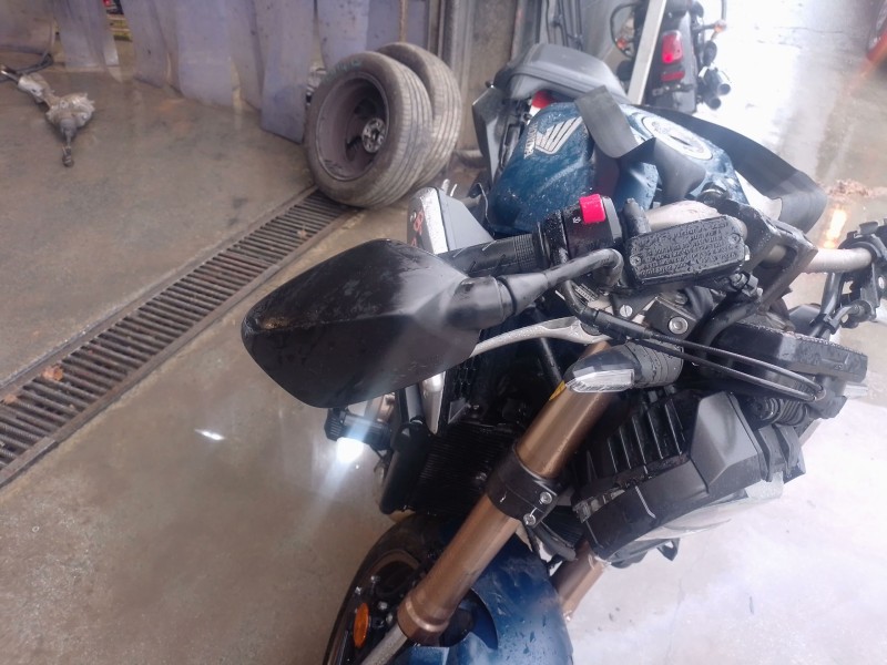 Recambio de retrovisor derecho para honda cb (501cc - ) cb 650 r (rh08, rh02) referencia OEM IAM   