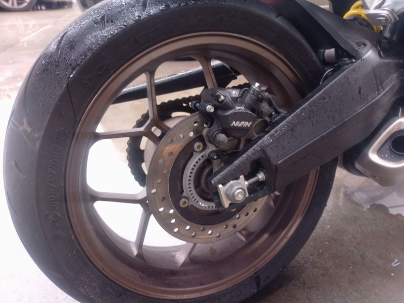 Recambio de disco de freno trasero para honda cb (501cc - ) cb 650 r (rh08, rh02) referencia OEM IAM   