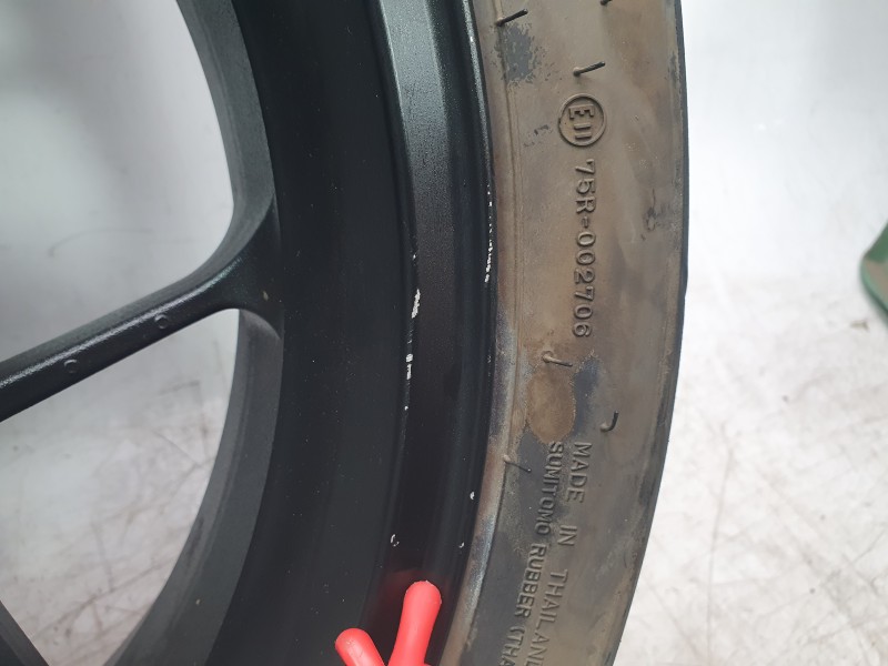 Recambio de llanta para honda cb 650r cb 650r referencia OEM IAM 42650MKND50  