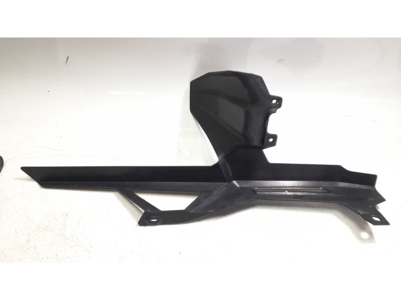 Recambio de guardabarros trasero para bmw f 900 r referencia OEM IAM 46628396360  