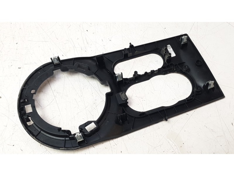 Recambio de moldura para mini clubman (f54) cooper referencia OEM IAM 9306116  