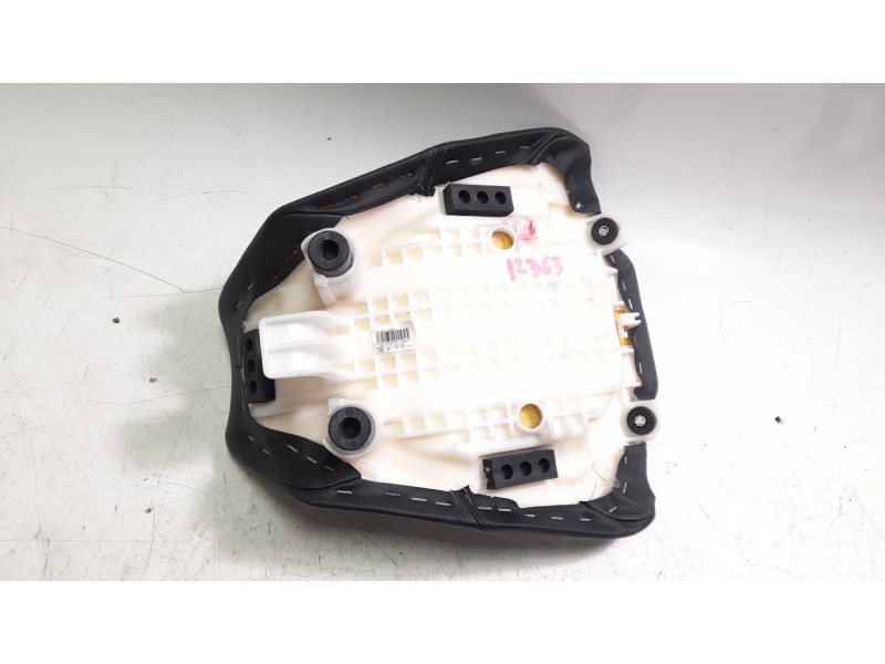 Recambio de asiento para honda cb (501cc - ) cb 650 r (rh08, rh02) referencia OEM IAM 77100MKND510  