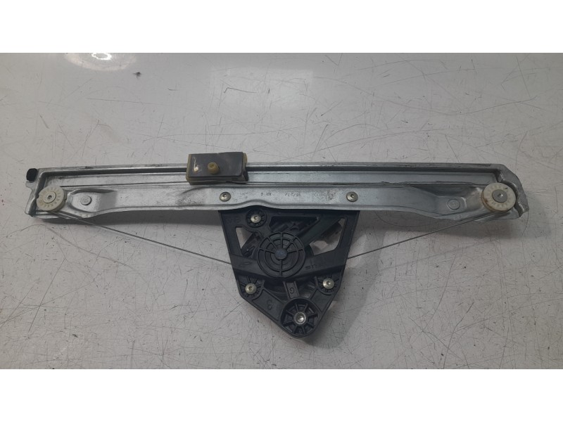 Recambio de elevalunas trasero izquierdo para renault kangoo iii furgoneta/monovolumen e-tech electric referencia OEM IAM 827218