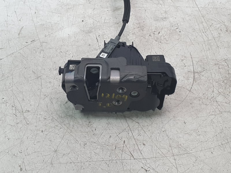 Recambio de cerradura puerta trasera derecha para ford kuga iii (dfk) 2.5 fhev referencia OEM IAM LJ6AA26412AF  