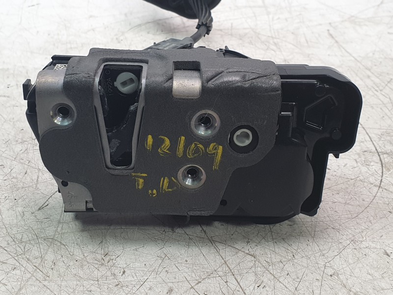 Recambio de cerradura puerta trasera derecha para ford kuga iii (dfk) 2.5 fhev referencia OEM IAM LJ6AA26412AF  