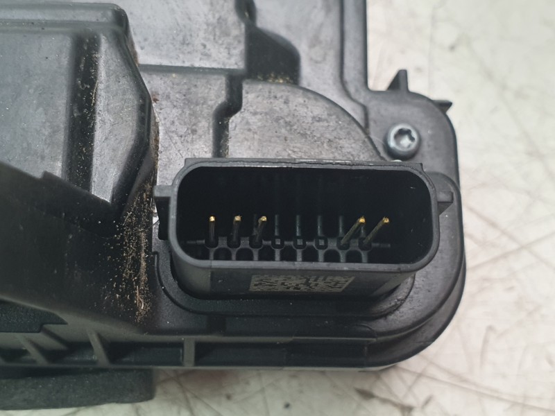 Recambio de cerradura puerta trasera derecha para ford kuga iii (dfk) 2.5 fhev referencia OEM IAM LJ6AA26412AF  