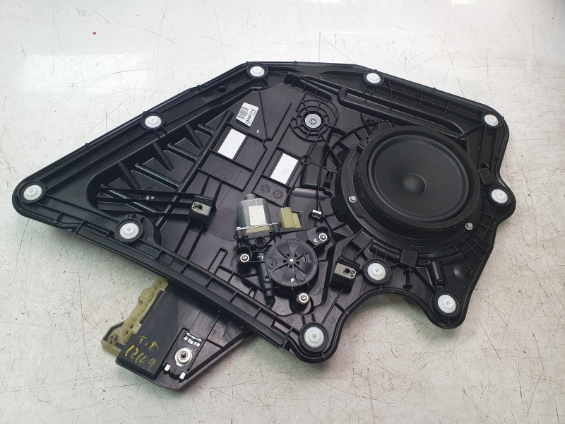 Recambio de mando elevalunas trasero derecho para ford kuga iii (dfk) 2.5 fhev referencia OEM IAM LB5T14529AAW  