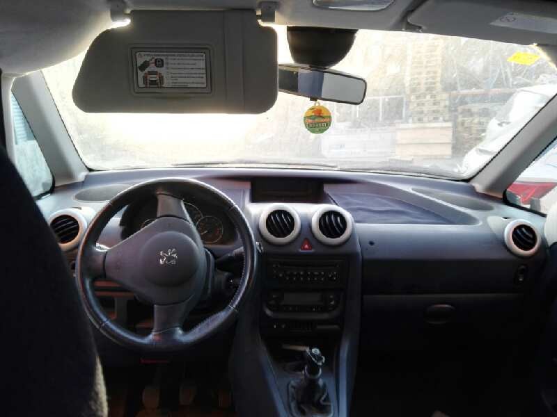 peugeot 1007 del año 2005