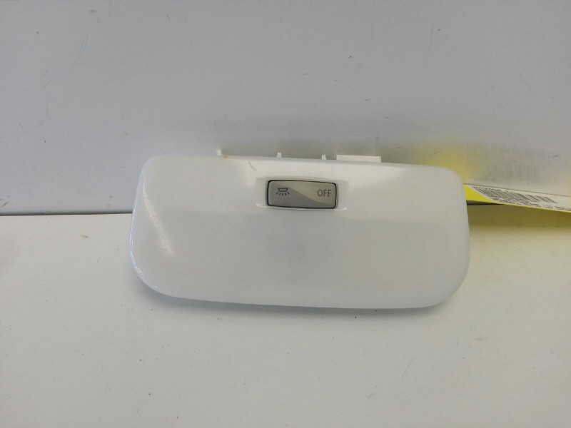 Recambio de luz interior para renault megane iii berlina 5 p dynamique referencia OEM IAM   