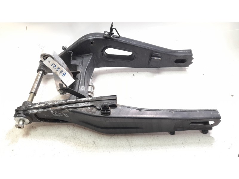 Recambio de basculante para yamaha yzf-r yzf- r7 referencia OEM IAM BEB2211000P0  