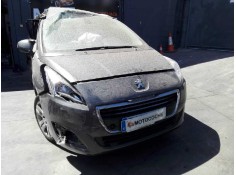 peugeot 5008 del año 2015 2