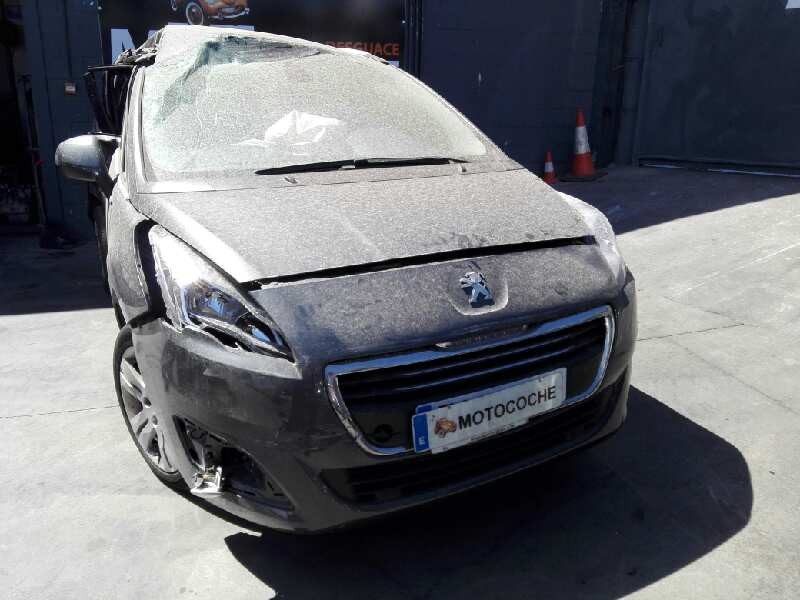 peugeot 5008 del año 2015
