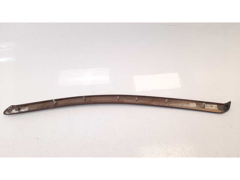 Recambio de moldura para bmw serie 3 berlina (e90) 2.0 16v diesel referencia OEM IAM 7121471 52850610 