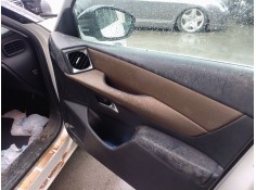 ELEVALUNAS DELANTERO DERECHO 